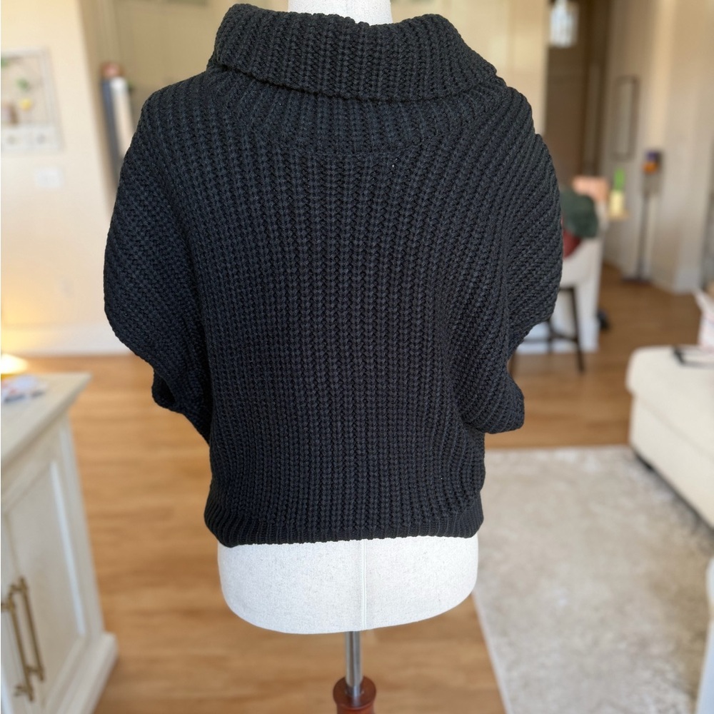 Commense Cozy Black Turtleneck Sweater - Picture 3 of 5